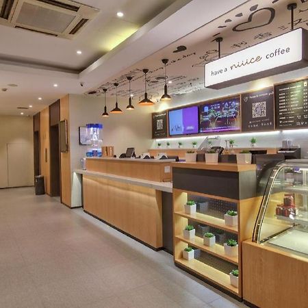 Hanting Hotel Ningbo Tian Yi Square Newbranch Exterior photo