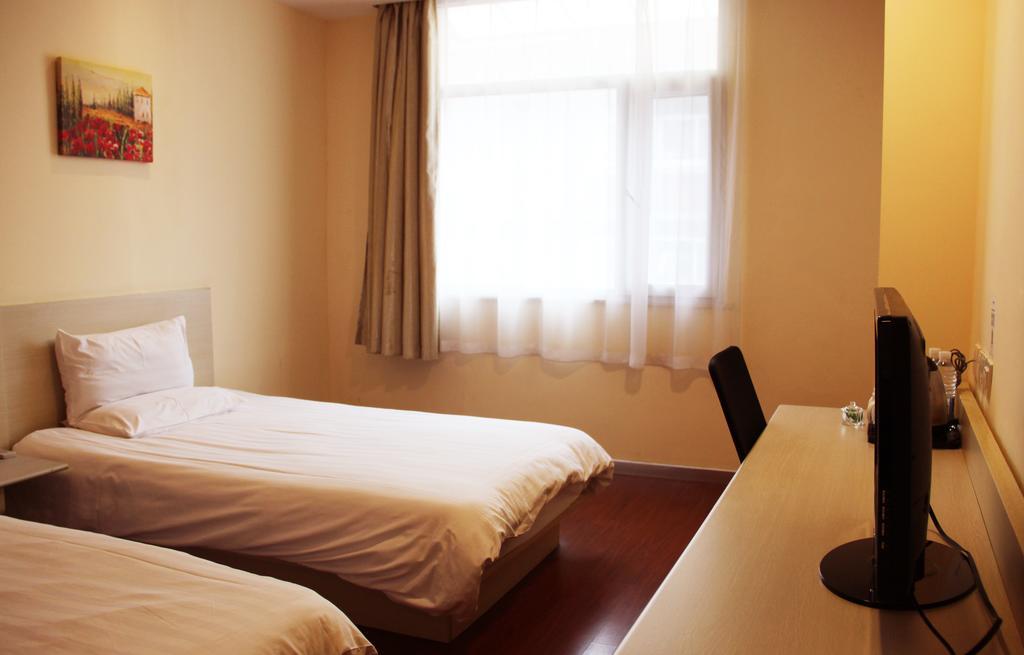 Hanting Hotel Ningbo Tian Yi Square Newbranch Room photo