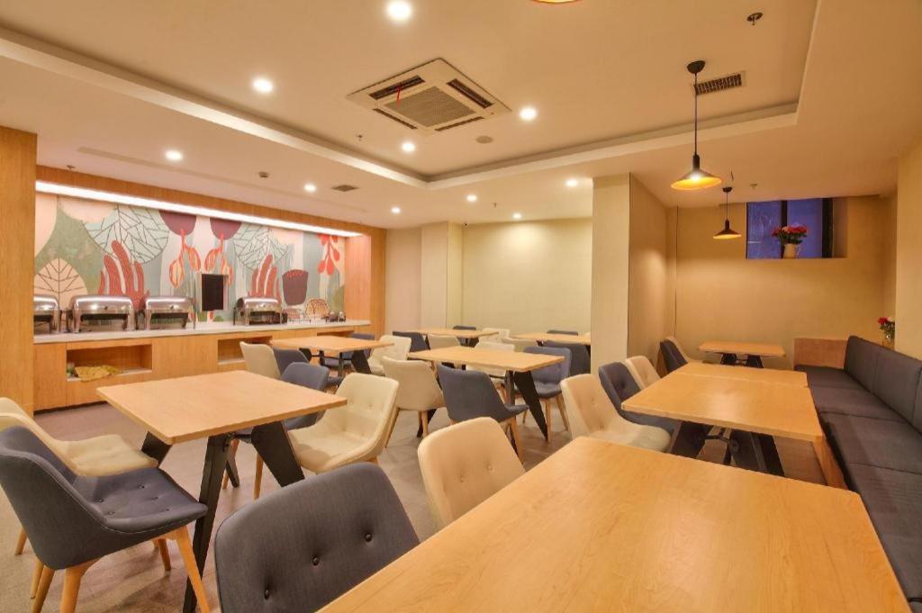 Hanting Hotel Ningbo Tian Yi Square Newbranch Exterior photo