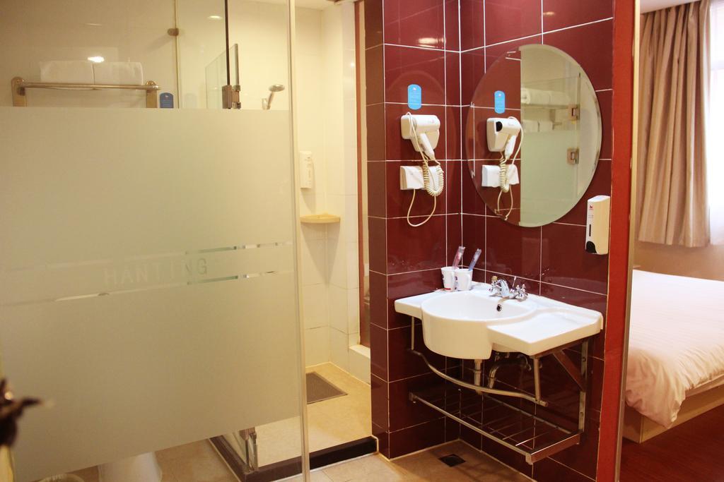 Hanting Hotel Ningbo Tian Yi Square Newbranch Room photo